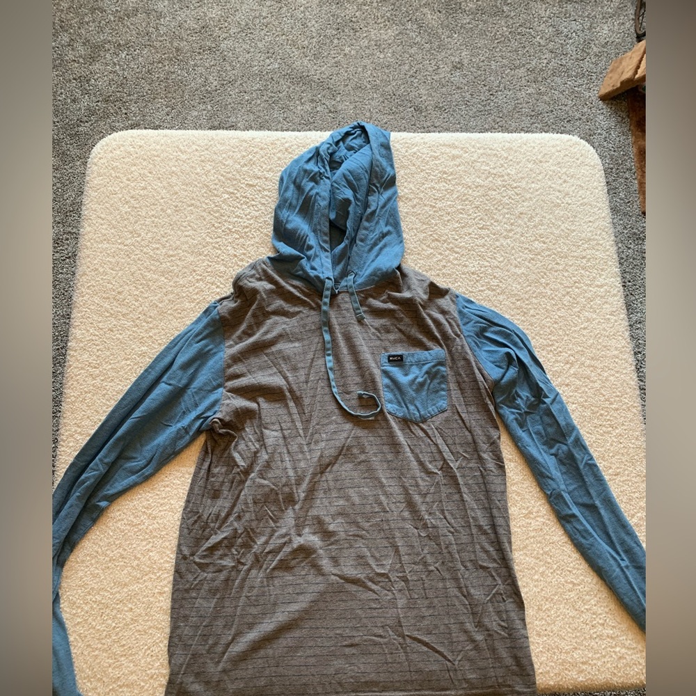 Long Sleeve RVCA with Hood. Size Medium.